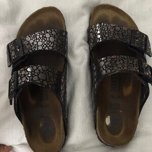 Birkenstock Women's Arizona Two-Strap Sandal in Metallic Black with Pink Sheen